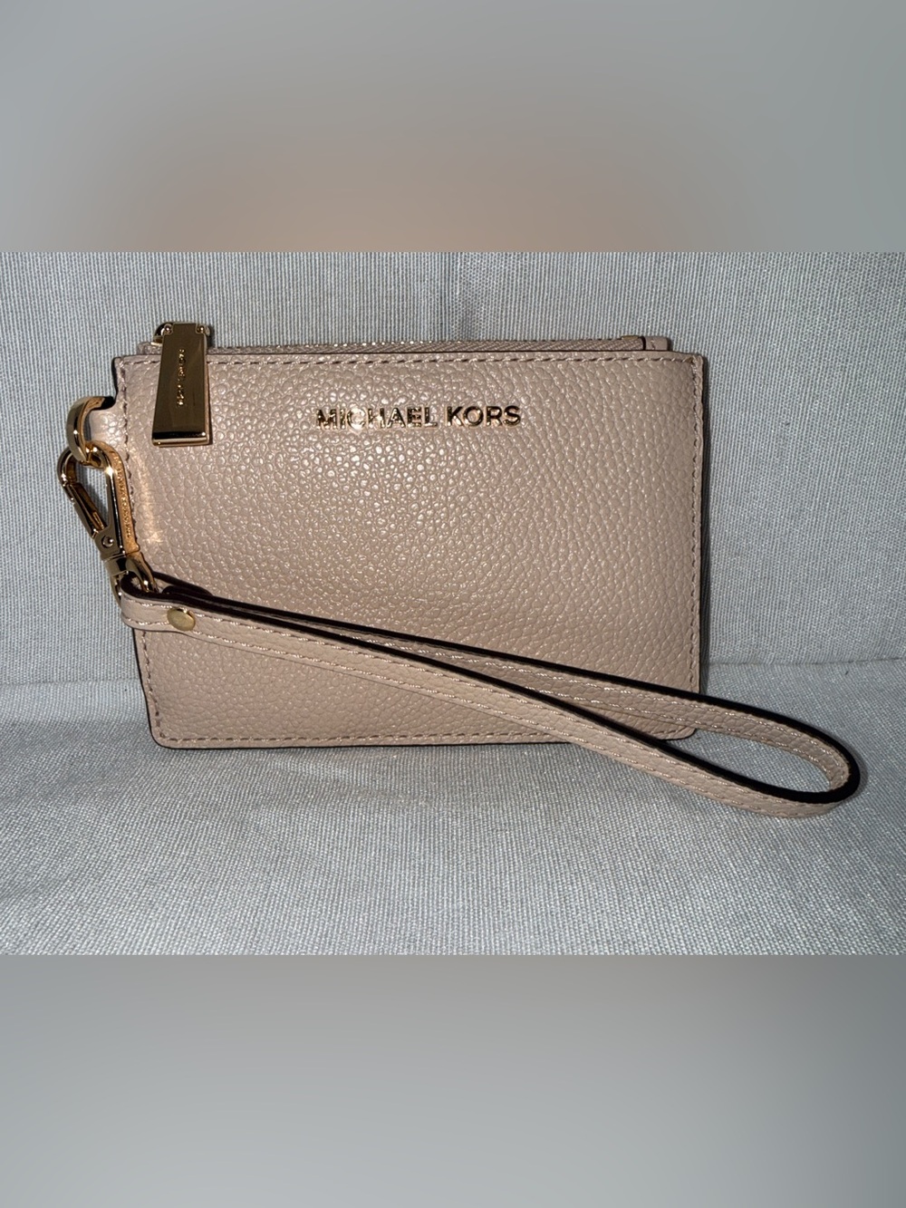 ✨ NWOT Michael Kors Soft Pink Leather Jet Set Small Coin Purse Wristlet ✨